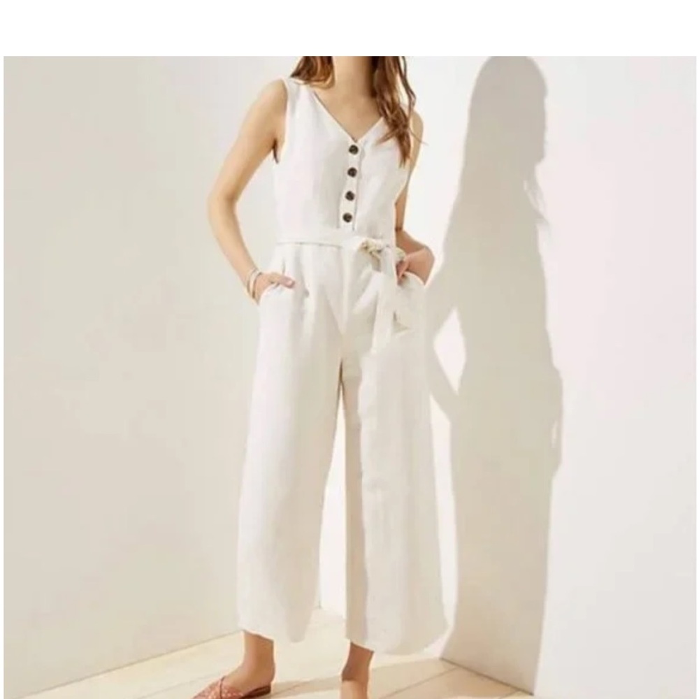 Elegant White Sleeveless Jumpsuit